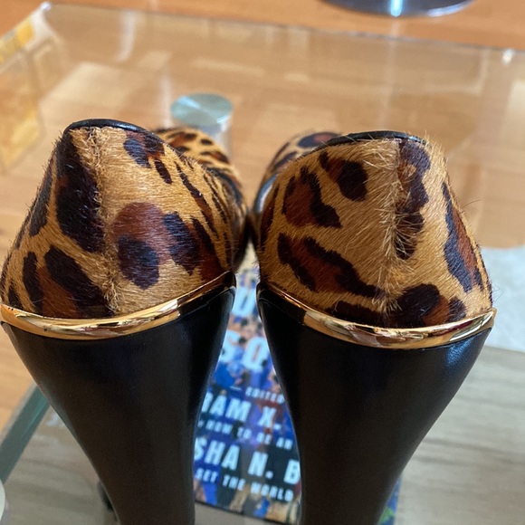 Diane von Furstenberg real fur-dyed calf fur pumps - Picture 7 of 11